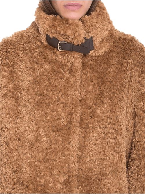 Giaccone da donna in ecomontone color cammello HERNO | GI000331D124212000